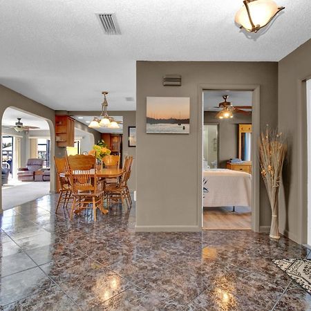 Pet Friendly Canal Front 3-Bedroom Grand Villa With Pool, Linai And Dock 夏洛特港 外观 照片