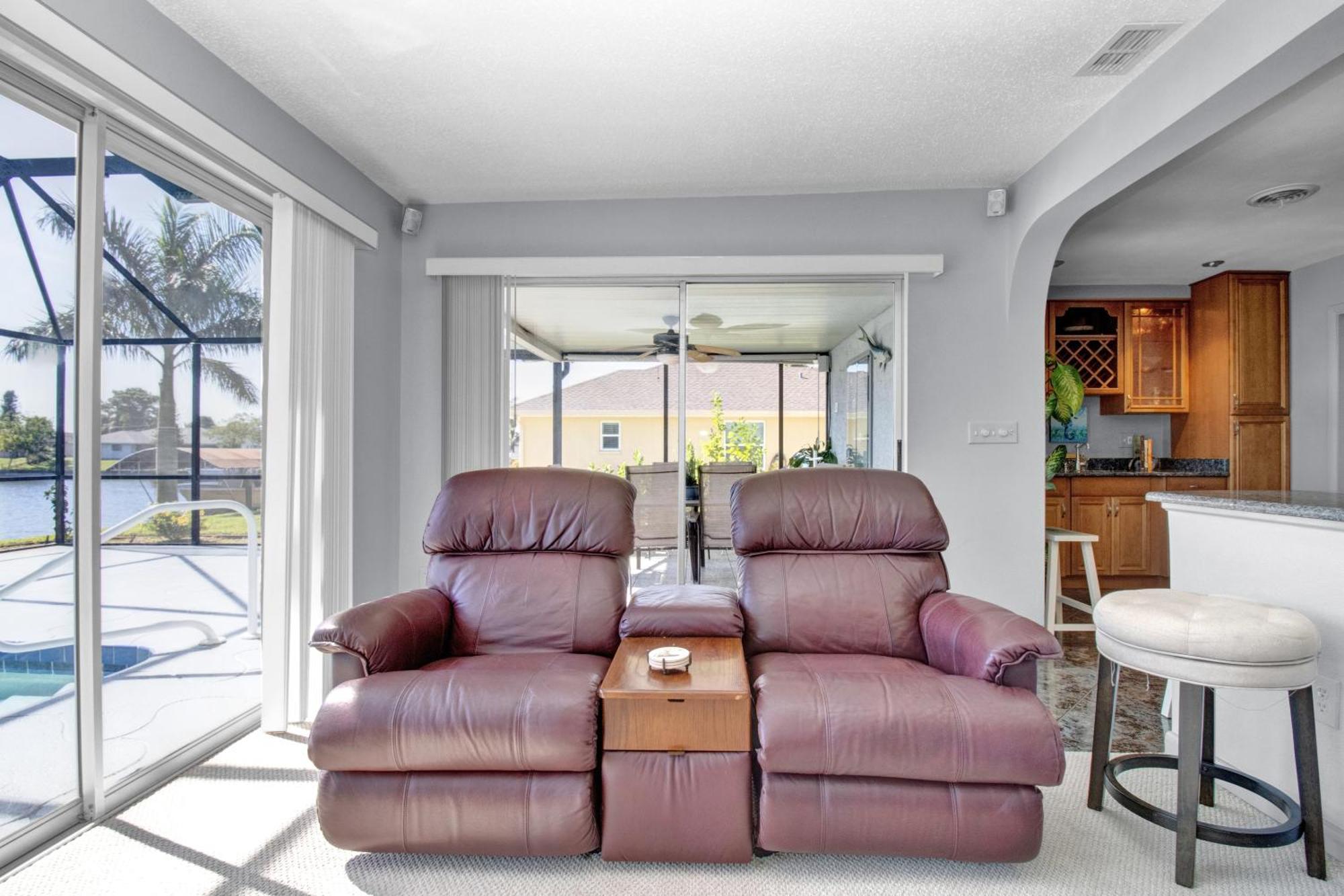 Pet Friendly Canal Front 3-Bedroom Grand Villa With Pool, Linai And Dock 夏洛特港 外观 照片